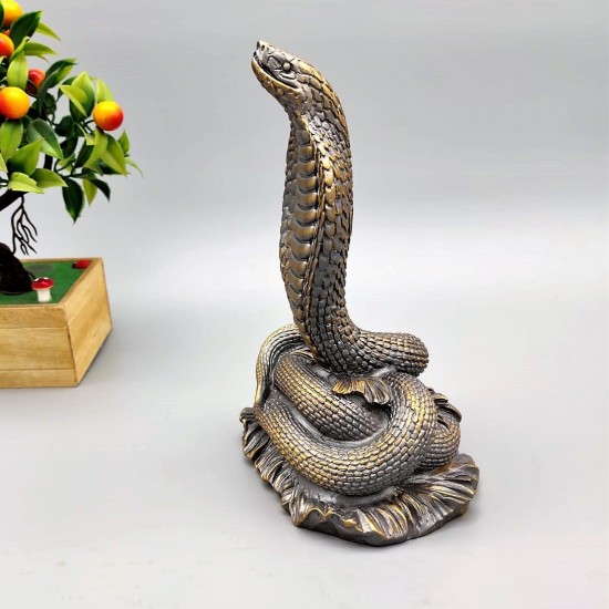 Dekoratif Kobra Yılan