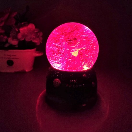 Ayakta Astronot Işıklı Müzikli Püskürtmeli Büyük Boy Kar Küresi  Ayakta Astronot Işıklı Müzikli Püskürtmeli Büyük Boy Kar Küresi