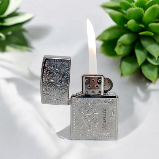 Kişiye Özel Gümüş Kapaklı Metal Desenli Çakmak Özel Kutulu Kişiye Özel Gümüş Kapaklı Metal Desenli Çakmak Özel Kutulu